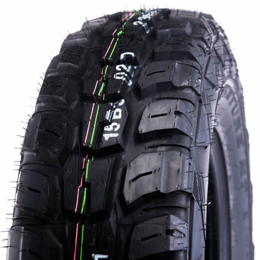 4X шины 235/85R16 Kumho ROAD VENTURE MT KL71