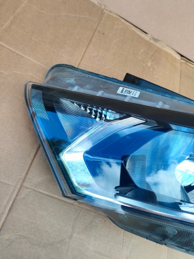 light front front left HYUNDAI I20 III 20- original OE 92101-Q0050