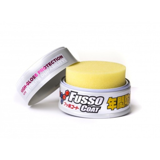 SOFT99 Fusso Coat 12 Months бордовий віск для яскравих