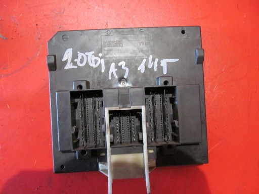 AUDI A3 8V 8VA 2.0 TDI CRBC SEAT LEON III VW GOLF VII module control unit BCM