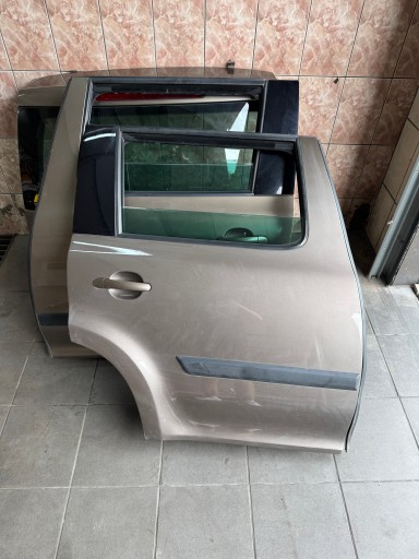 door right rear part right rear. SKODA YETI 5L LIFT LF8N complete