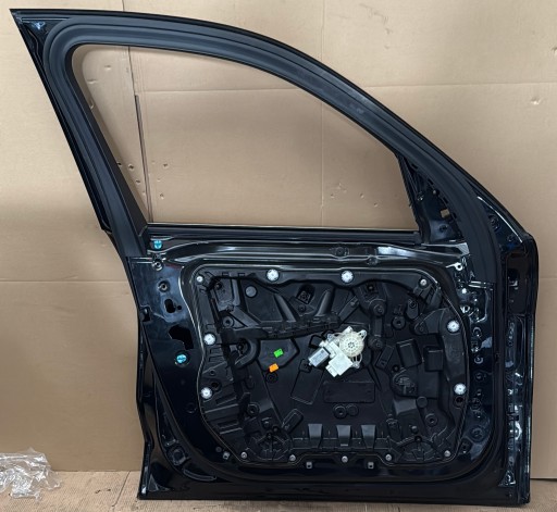 IDEALNE door front front left BMW G07 W colour 475 1