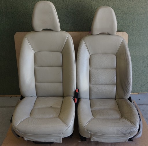 Оббивка сидінь VOLVO V70 XC70 після 2007 року