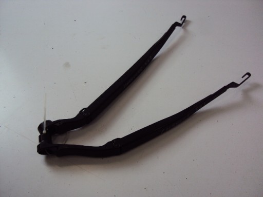 ВАЖЕЛІ СКЛООЧИСНИКА JEEP CHEROKEE WK2