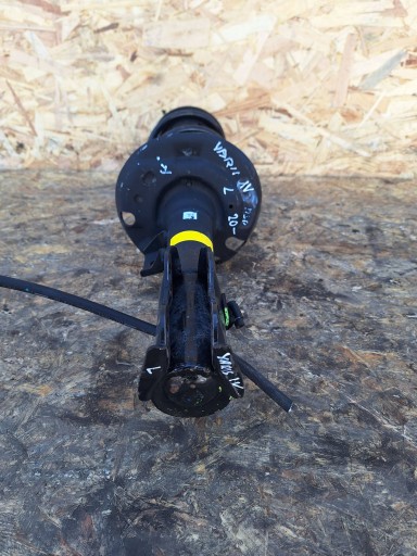shock absorber left front TOYOTA YARIS IV 20-25 48520-K0090