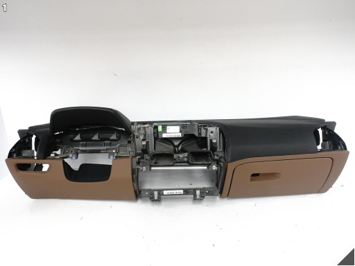 BMW M8 F91 F92 F93 M-POWER 19- dashboard instrument panel cockpit HUD leather X3JT EU