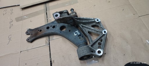 VW FOX arm left + console holder + screw KOMPLET