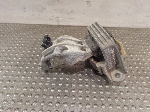 holder engine mount 112100020R RENAULT MEGANE III SCENIC III 1.5 DCI 09