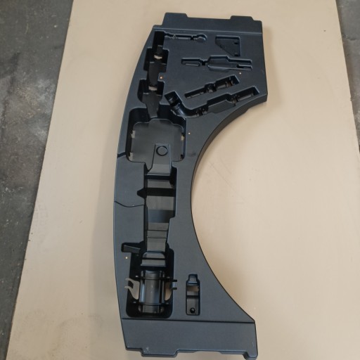 849758306 - НАКЛАДКА БАГАЖНИКА RENAULT TALISMAN