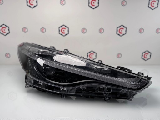 ФОНАРЬ ПЕРЕДНИЙ ПРАВЫЙ TOYOTA COROLLA CROSS FULL LED