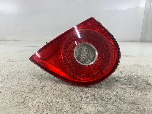 VW GOLF V Licht rechts heck heckklappe kofferraumdeckel 1K6945094G