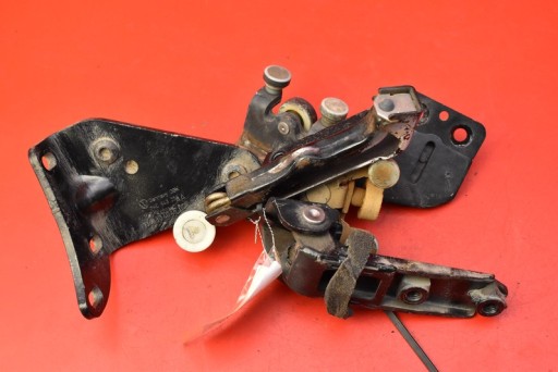 Петля раздвижной двери правая VW TRANSPORTER T5