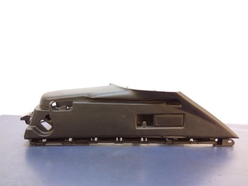 TOYOTA COROLLA E21 универсал бекон багажник правый