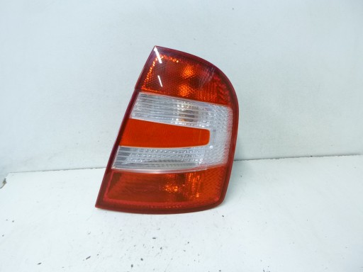 Feux phare Arrière Skoda Fabia et Lift 5D hatchback 2004r.