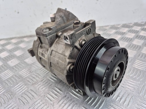 Mercedes C200 CGI W204 compressor; compressor of the air conditioning A0008307800