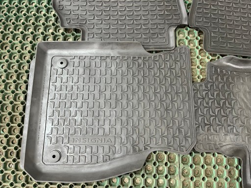 OPEL INSIGNIA B LIFT 20-22 KOMBI ORYGINALNE fabbrica tappetini in gomma KPL