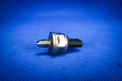 Capteur Pression Carburant Audi S4 S5 8W 06L906054C