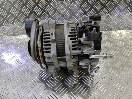 Bmw g20 g21 g30 генератор 8490438