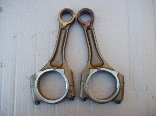 Subaru Forester 2.0 B FB20 шатун