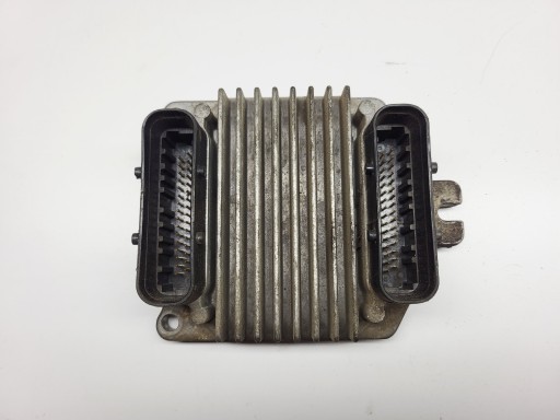 computer control unit of the engine Opel VECTRA B 1.6 16V 16256979 CSFH