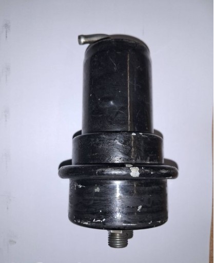 REGULATOR Druck des Kraftstoffsbehälters MERCEDES W123 107 2,8 0438170004
