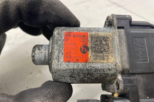 Электродвигатель стеклоподъемника задней правой двери kia xceed (cd) 83460j7020 1.58л