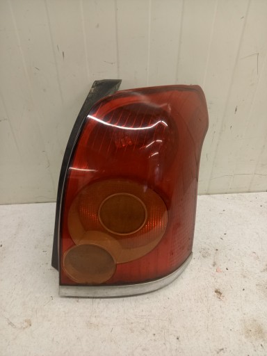 light right rear TOYOTA AVENSIS T25