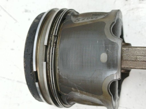piston connecting rod 02LL1 VD2 1.5 DCI Renault Scenic II (2003-2009)