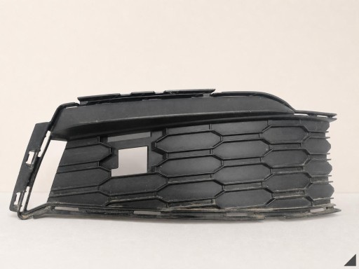 SKODA KAMIQ 658 19-23 mřížka maska přívod W nárazník pravá předek 658807368