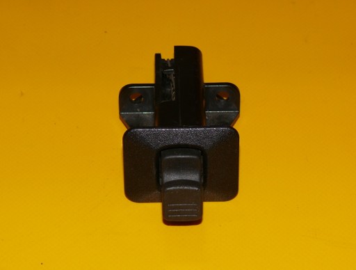 bracket holder boot MERCEDES E-class IV 4 W212 KOMBI 09-13 A2128100340