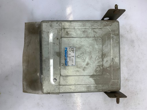 Контролер комп'ютера двигуна mazda b3p718881a