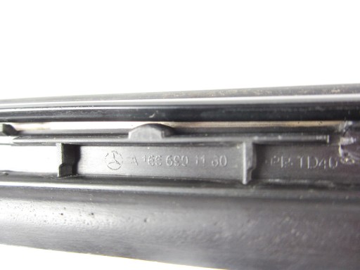 moulding przedniej front windows czolowej left Mercedes ML W166
