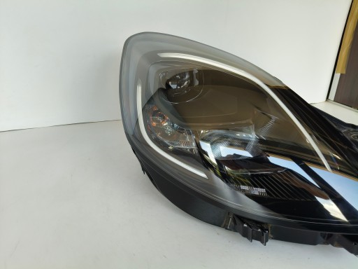 light right REFLEKTOR FORD PUMA LED 19