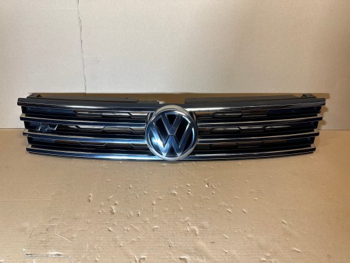7P6853653C - VW TOUAREG 2 II LIFT R-LINE 7P6 14-18 РЕШІТКА БАМПЕРА