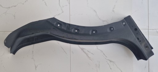 R80BA - НАКЛАДКА АРКИ ЛЕВОГО КОЛЕСА RANGE ROVER EVOQUE 11-19