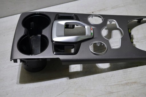 Alfa Romeo Giulia 2021 Tunel central panel