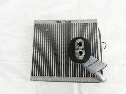 17-22 - Радіатор отопітеля конденсатор HYUNDAI i30 III 17