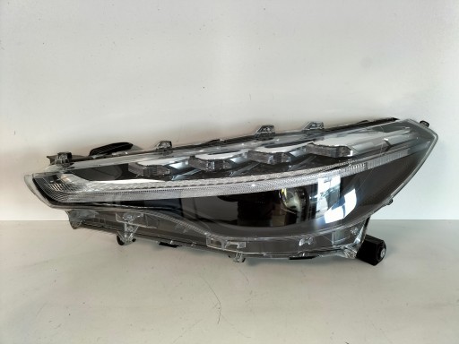 light front reflektor left TOYOTA COROLLA CROSS 20- FULL LED