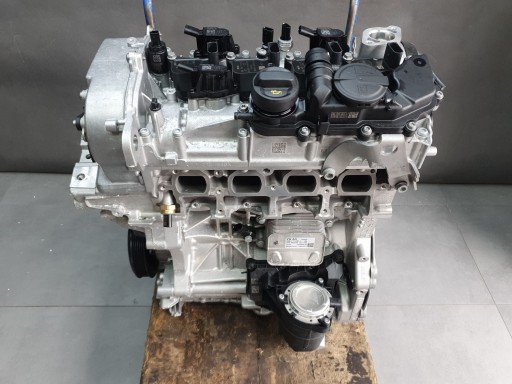 Audi A3 8Y 1.5 eTsi engine motor pillar DXD DXDA as new 9KM przebiegu