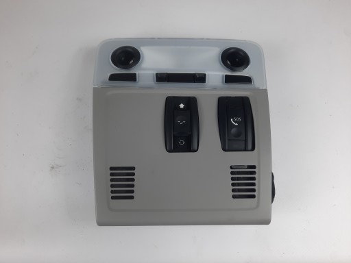 BMW E84 X1 E91 лампа салона 9225511