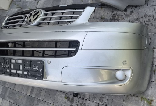 VW T5 nárazník přední předek Caravelle Multivan srebrny