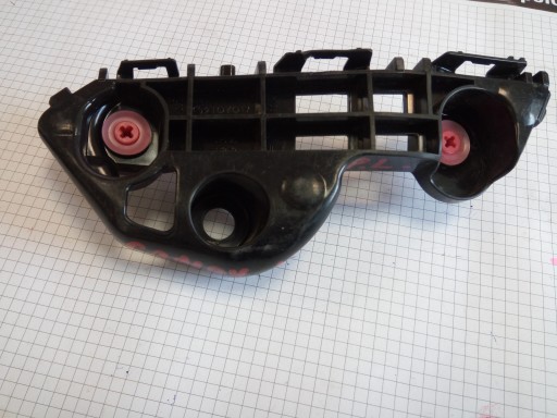 52536-33060 - ПРОСКАЛЬЗЫВАНИЕ БАМПЕРА TOYOTA CAMRY ' 17 - > ПЕРЕДНИЙ*