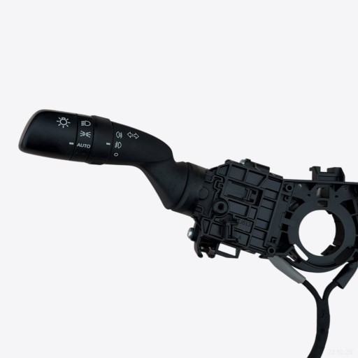 contrôle commande levier commodo sous volant TOYOTA YARIS CROSS 42200-17L021 33400-171781