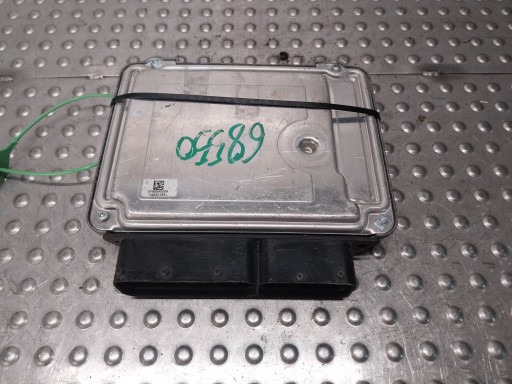 computer control unit of the engine 03G906056J 0281014899 VW GOLF V 1.9 TDI