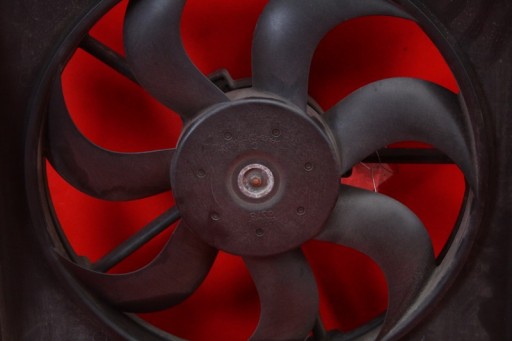 ventilátor 25380-4DXXX KIA CARNIVAL 2 II 2.9 CRDI 182 KM 06-10
