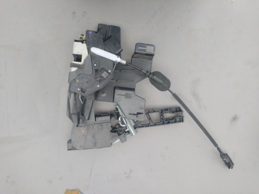 lock door front right FIESTA MK7 8A6A-A21812