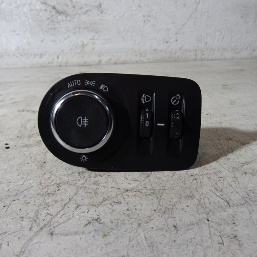 OPEL ASTRA K V switch of the lights 39050759