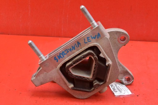 holder gearbox mount left 9826551380 PEUGEOT e-2008 II 136 KM 19-21