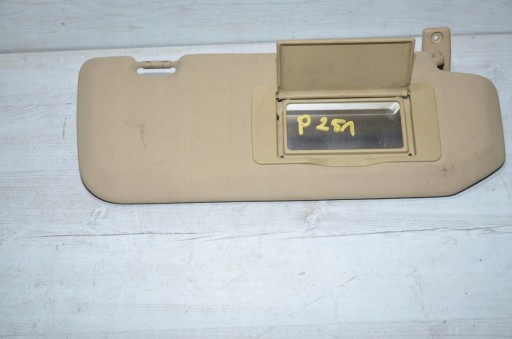 Couverture tablier moteur przeciwsloneczna P Mercedes R-klasa W251