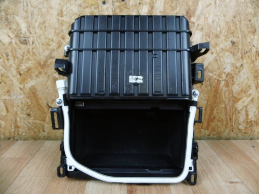 Lexus NX NX350H Abdeckung, Hutablage Handschuhfach tunelu srodkowego ladowarka indukcyjna